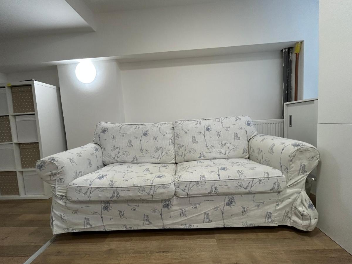 Stromoradni 17 Apartment Breclav Bagian luar foto